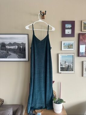 Sleeveless V-Neck Teal Slip Dress